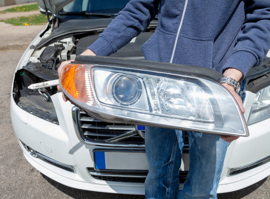 Headlight Restoration vs Replacement: Which Option Saves You More Money?