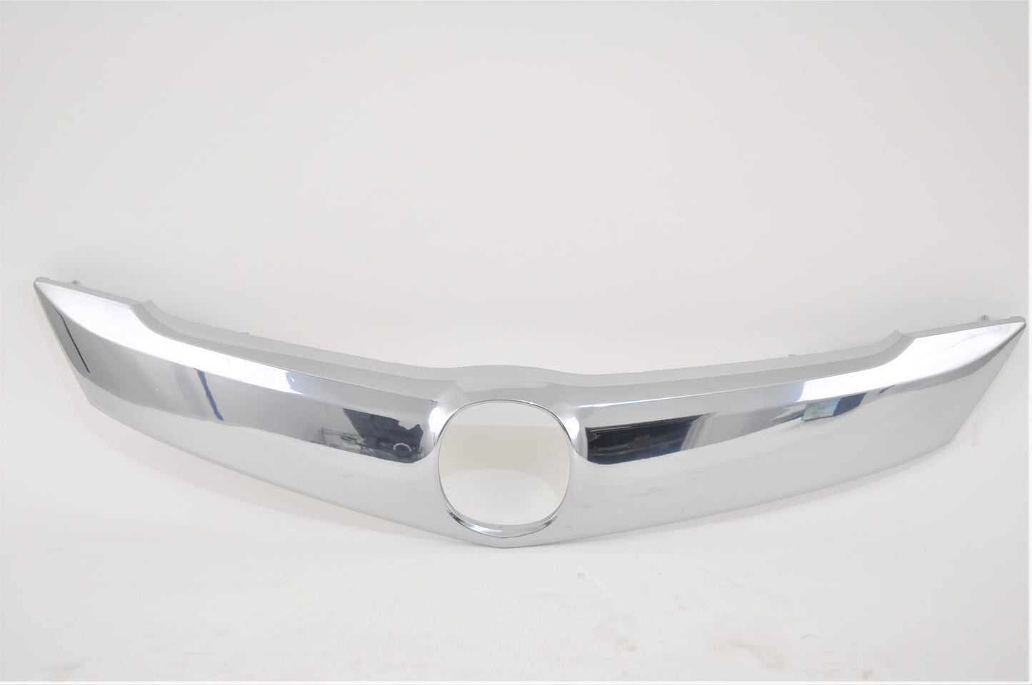 1210 | 2015-2017 ACURA TLX Grille molding w/o Adaptive Cruise Control | AC1210118|75125TZ3A01