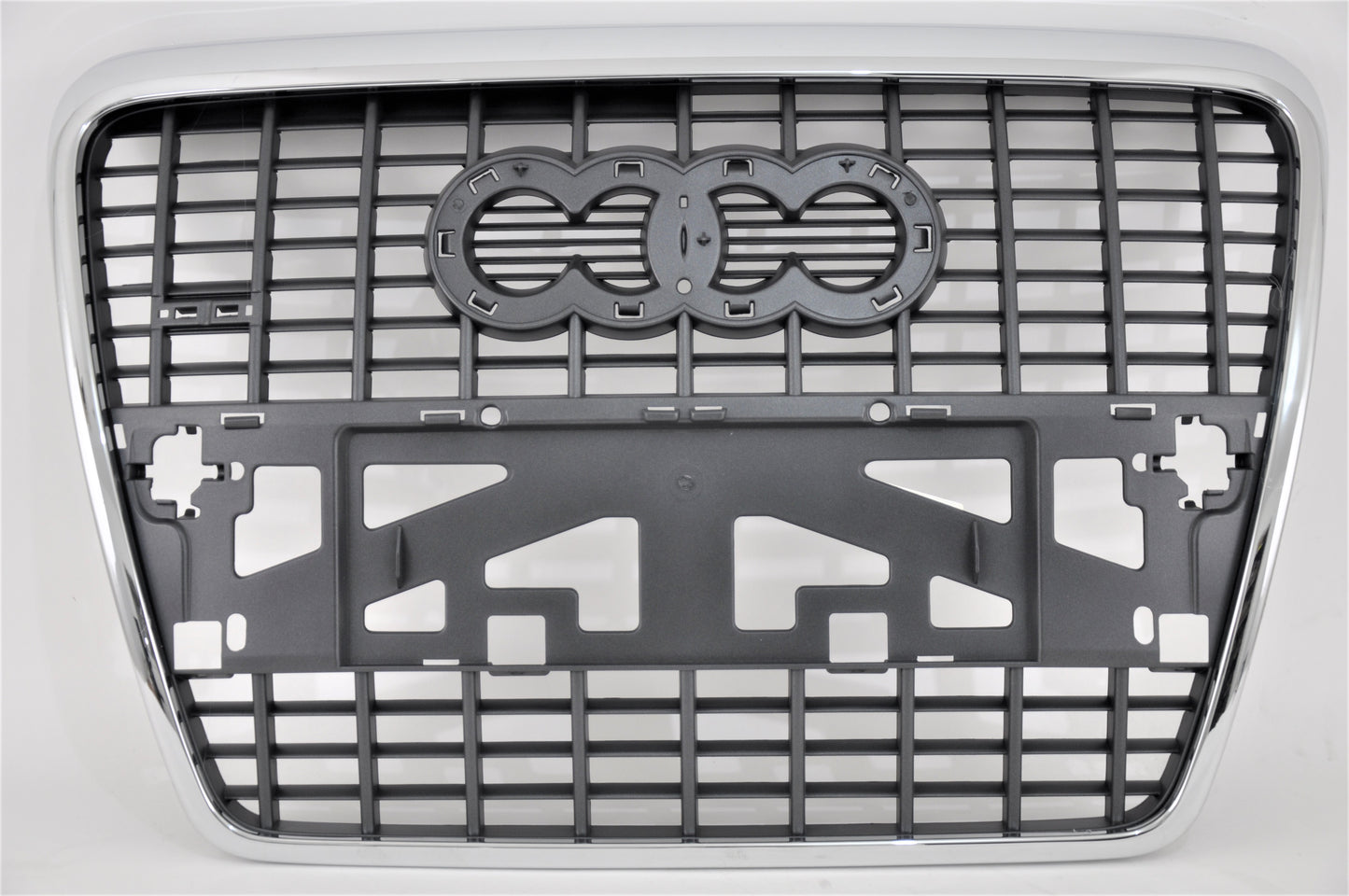 860 | 2005-2008 AUDI A6 Grille assy w/o Park Distance Sensors; w/Sport Pkg | AU1200131|4F0853651L1QP