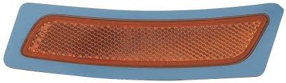 1085 | 2014-2016 BMW 550i RT Front bumper reflector F10; Sedan; w/o M Pkg | BM1085108|63147342094