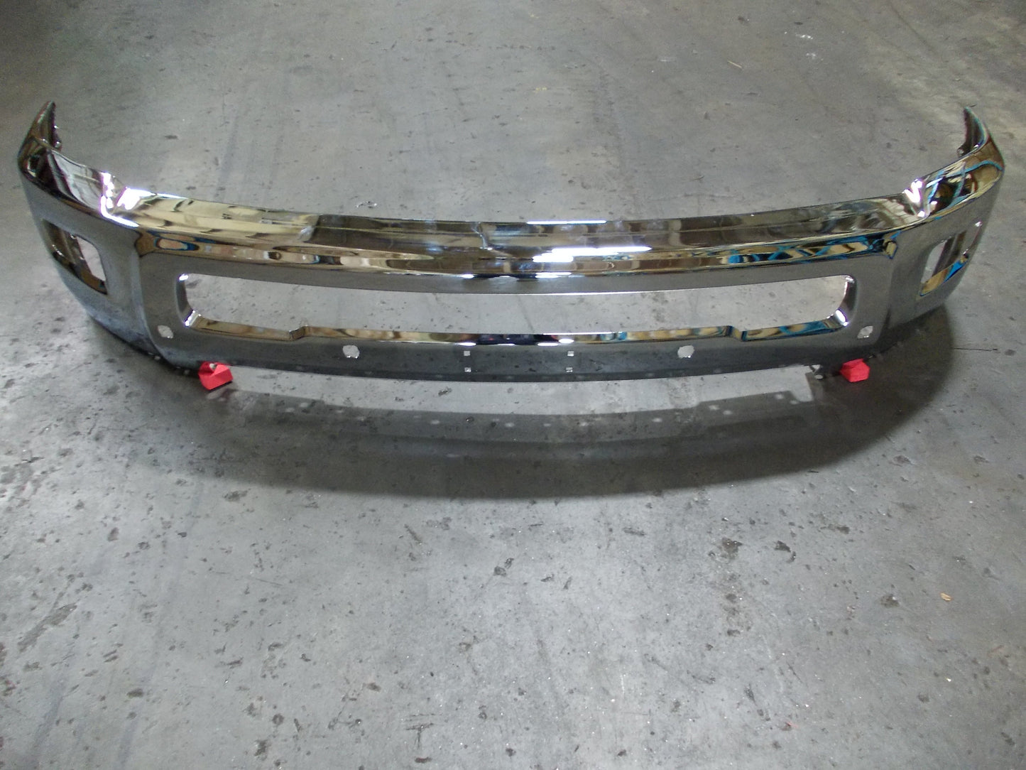 1002 | 2016-2018 RAM 2500 Front bumper face bar w/Fog lamps; w/Parking Sensors; Chrome | CH1002405|68260085AA