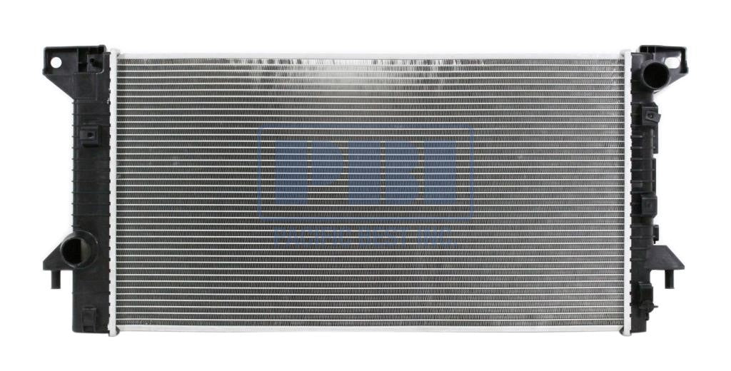 3010 | 2007-2008 FORD EXPEDITION Radiator assembly w/Towing Pkg | FO3010300|7L1Z8005C