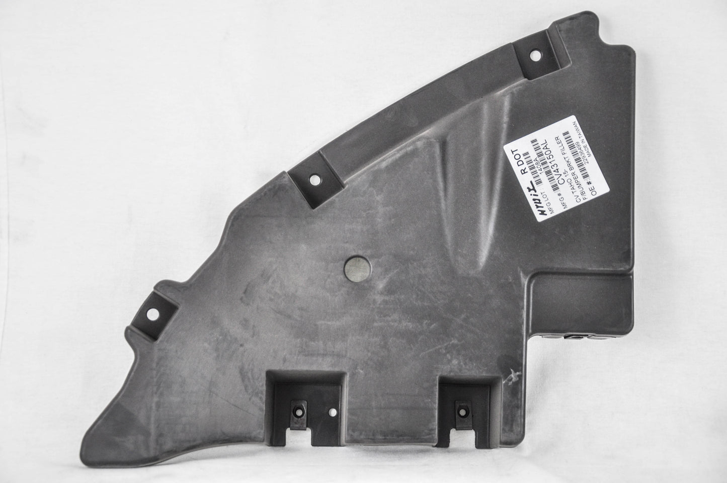 1088 | 2015-2020 CHEVROLET TAHOE LT Front bumper filler | GM1088182|22936499