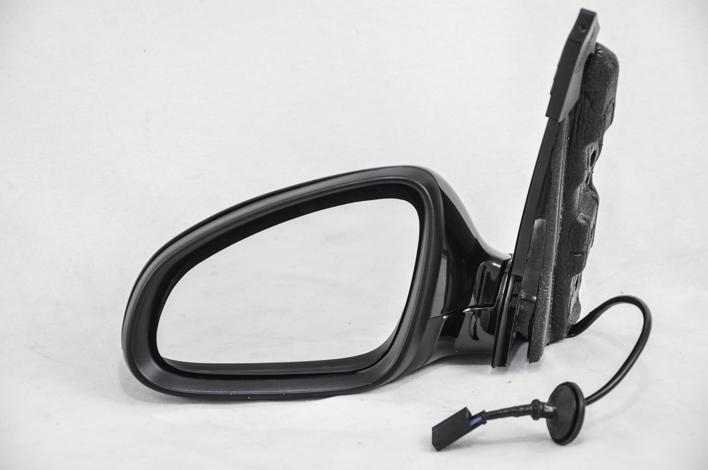 1320 | 2012-2017 BUICK VERANO LT Mirror outside rear view Power; Non-Heated; PTM | GM1320440|22762389