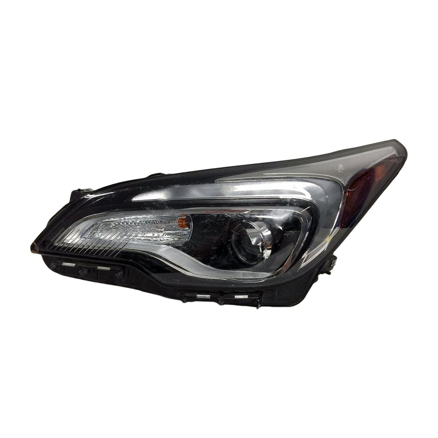 2502 | 2016-2018 BUICK ENVISION LT Headlamp assy composite Halogen | GM2502442|84152650