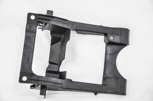 1070 | 2016-2018 HONDA HR-V Radiator support Center Support; Upper | HO1225182|71150T7JH00