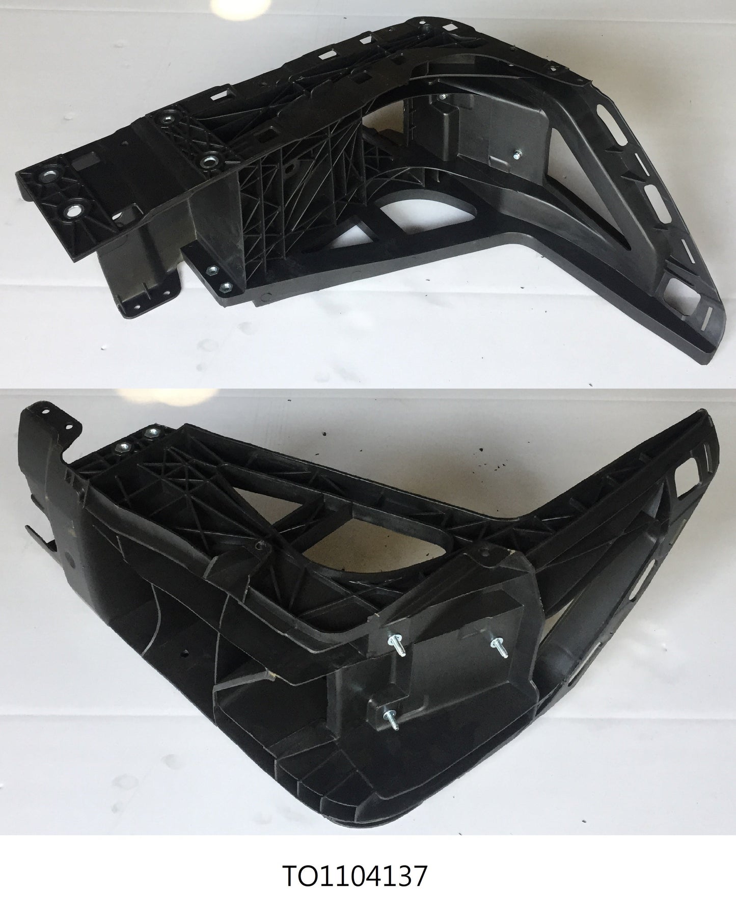1104 | 2016-2017 TOYOTA TUNDRA LT Rear bumper extension outer Resin Bumper; To 1-17 | TO1104137|521540C040