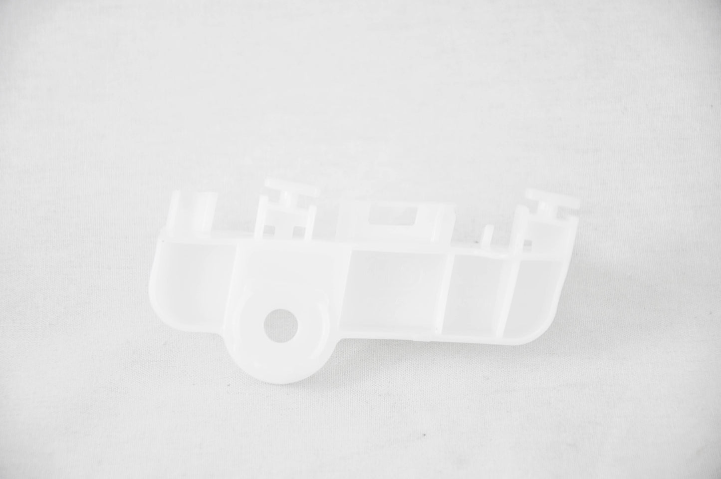 1142 | 2014-2019 TOYOTA COROLLA LT Rear bumper cover support Upper | TO1142118|5256302210