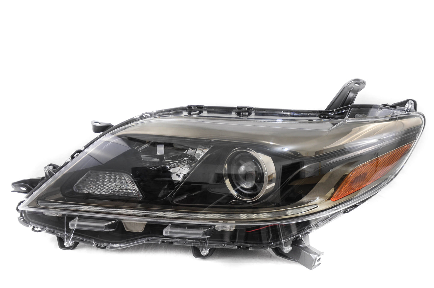 2502 | 2015-2019 TOYOTA SIENNA LT Headlamp assy composite SE; Halogen; w/LED DRL | TO2502231|8115008081