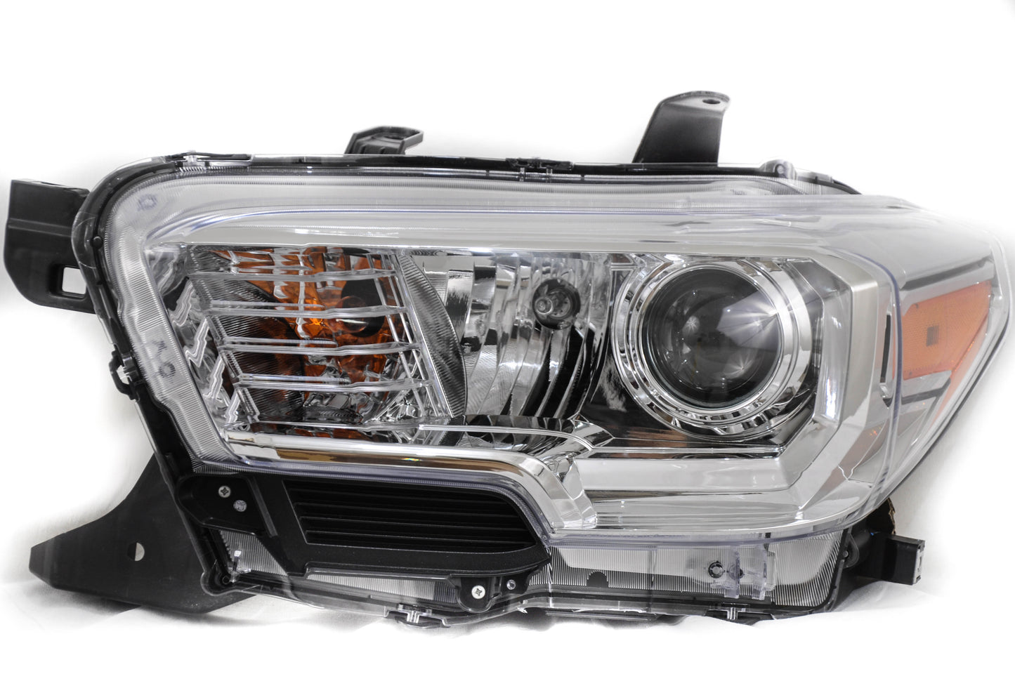 2502 | 2016-2018 TOYOTA TACOMA LT Headlamp assy composite Halogen; w/o LED DRL; w/o Fog Lamps; Chrome Bezel | TO2502242|8115004250