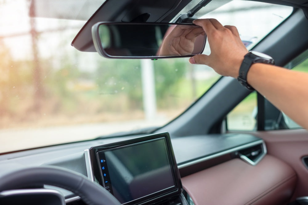 How to Replace a Rearview Mirror: A DIY Guide to Restored Visibility