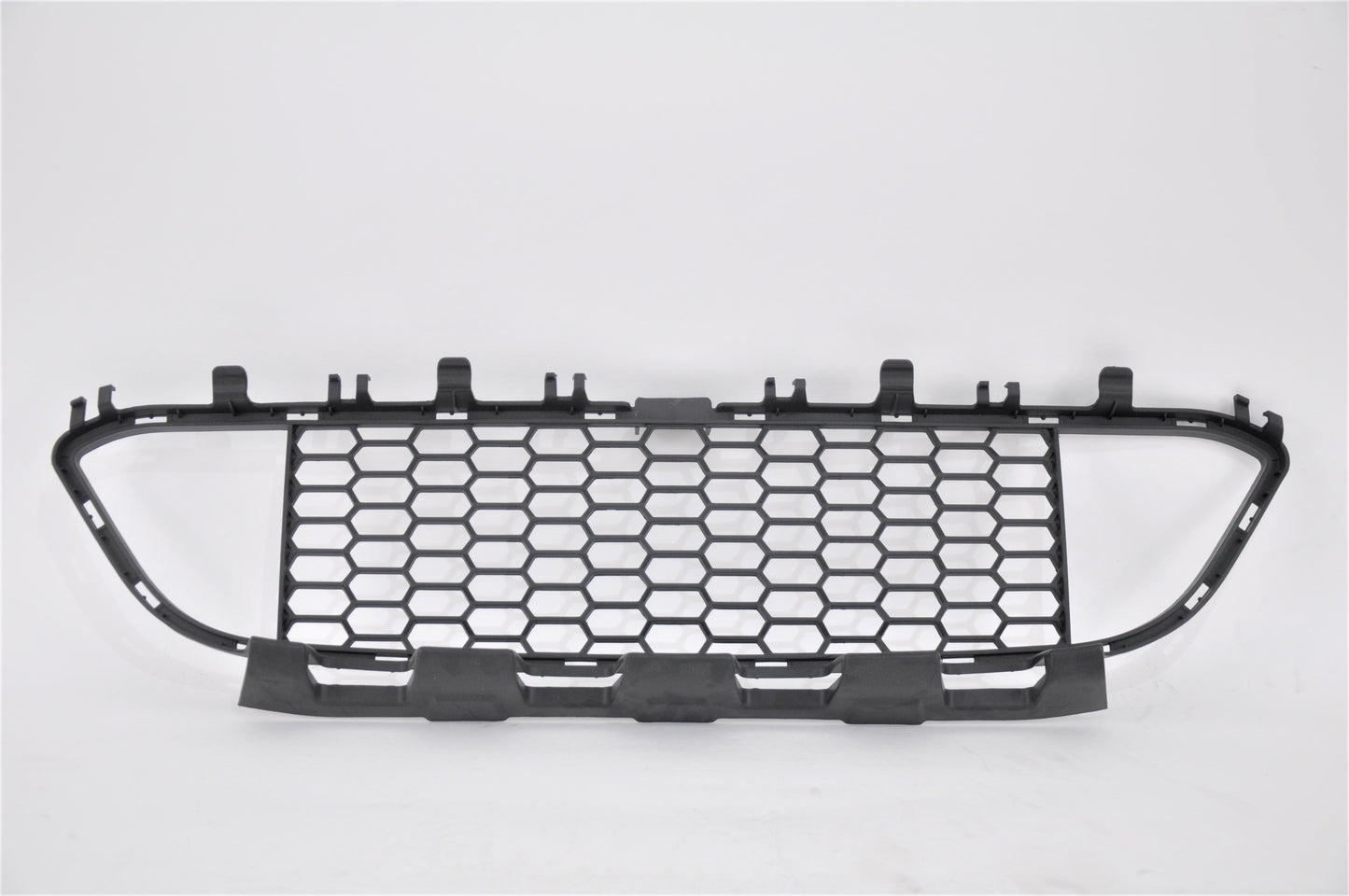 1036 | 2013-2015 BMW ACTIVEHYBRID 3 Front bumper grille F30H; M SPORT; w/Active Cruise Control; Center Grille | BM1036142|51118068135