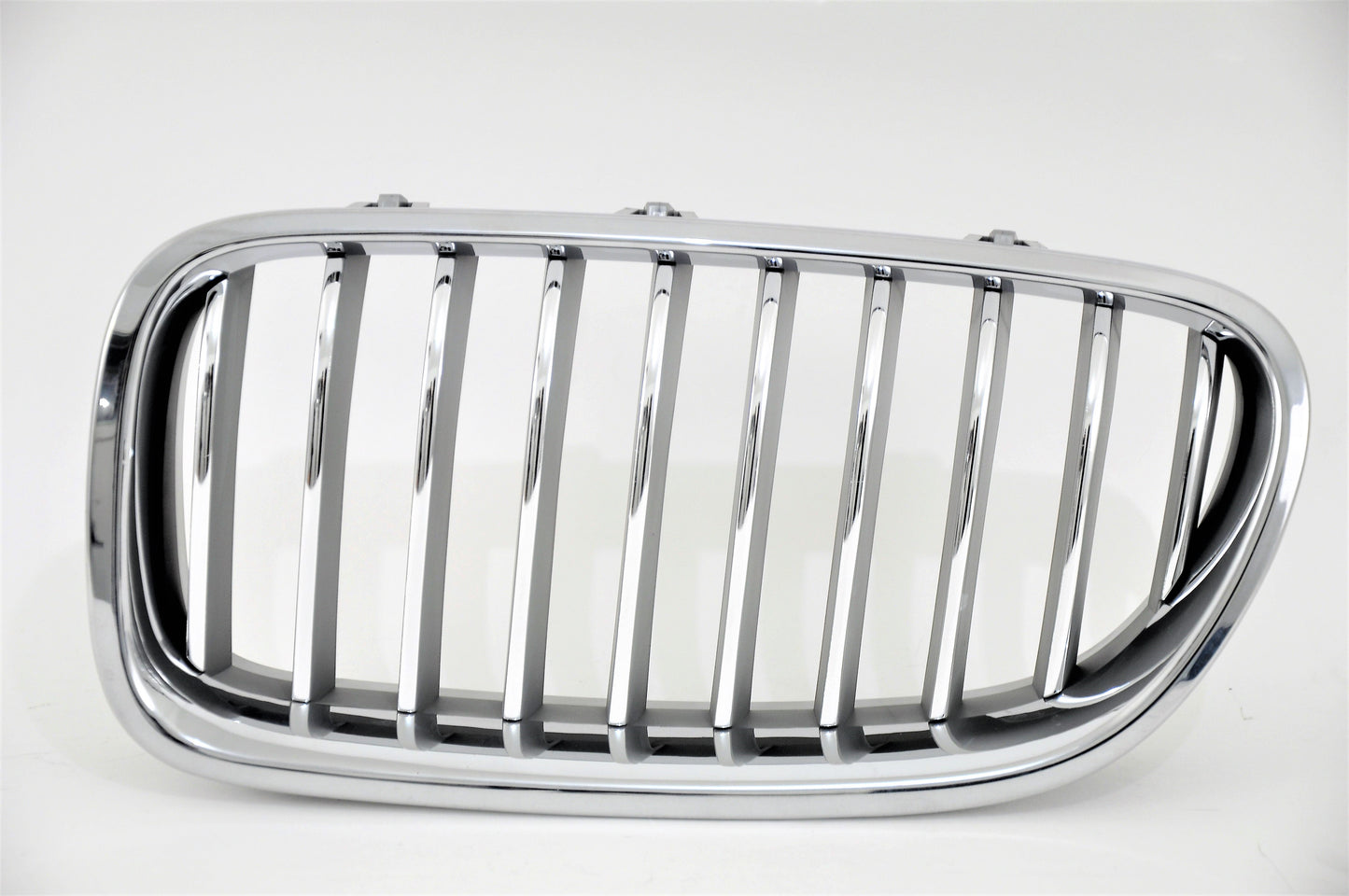 1200 | 2014-2016 BMW 550i Grille assy F10; MODERN|M SPORT; w/o Night Vision; LH | BM1200248|51137412325