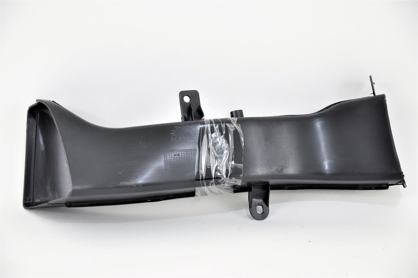 1209 | 2014-2016 BMW 428i RT Grille air intake aux F32|F33; Coupe/Conv; M SPORT; Lower Grille; Brake Air Duct | BM1209101|51748054530