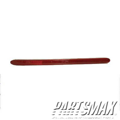 2810 | 2001-2006 DODGE STRATUS Rear bumper reflector 4dr sedan; lower strip | CH1186102|4805426AA