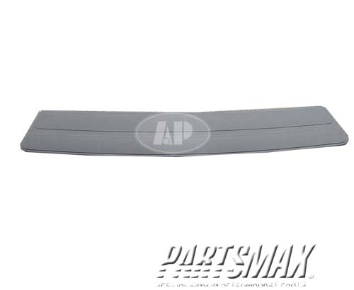 1191 | 2002-2007 CHEVROLET TRAILBLAZER Rear bumper step pad center; plastic | GM1191108|88938462