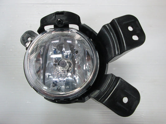1560 | 2013-2016 CHEVROLET TRAX LT Fog lamp assy  | GM2592312|95227855