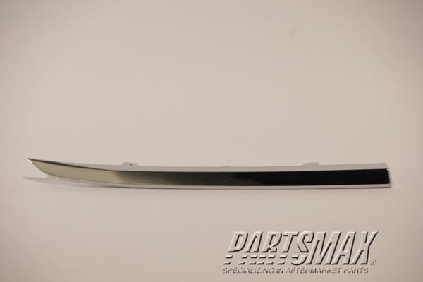 1213 | 2012-2014 HONDA CR-V RT Grille molding Canada/Mexico Built; Center | HO1213108|71123T0GA01