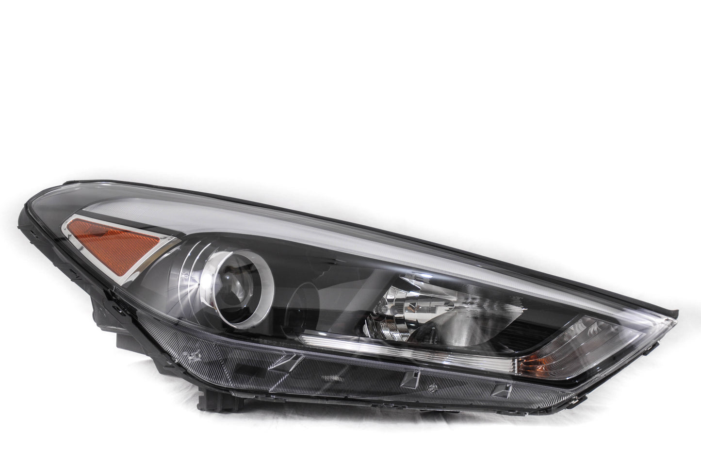 1160 | 2016-2018 HYUNDAI TUCSON RT Headlamp assy composite Halogen; w/o LED Position Lamp | HY2503199|92102D3050
