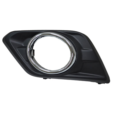 1038 | 2014-2016 NISSAN ROGUE LT Front bumper insert Fog Lamp Bezel; w/Fog Lamps | NI1038132|622574BA0B