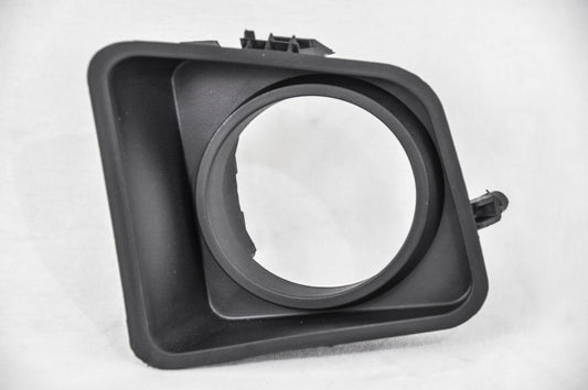 1039 | 2014-2021 TOYOTA TUNDRA RT Front bumper insert w/Fog Lamps | TO1039175|521270C070