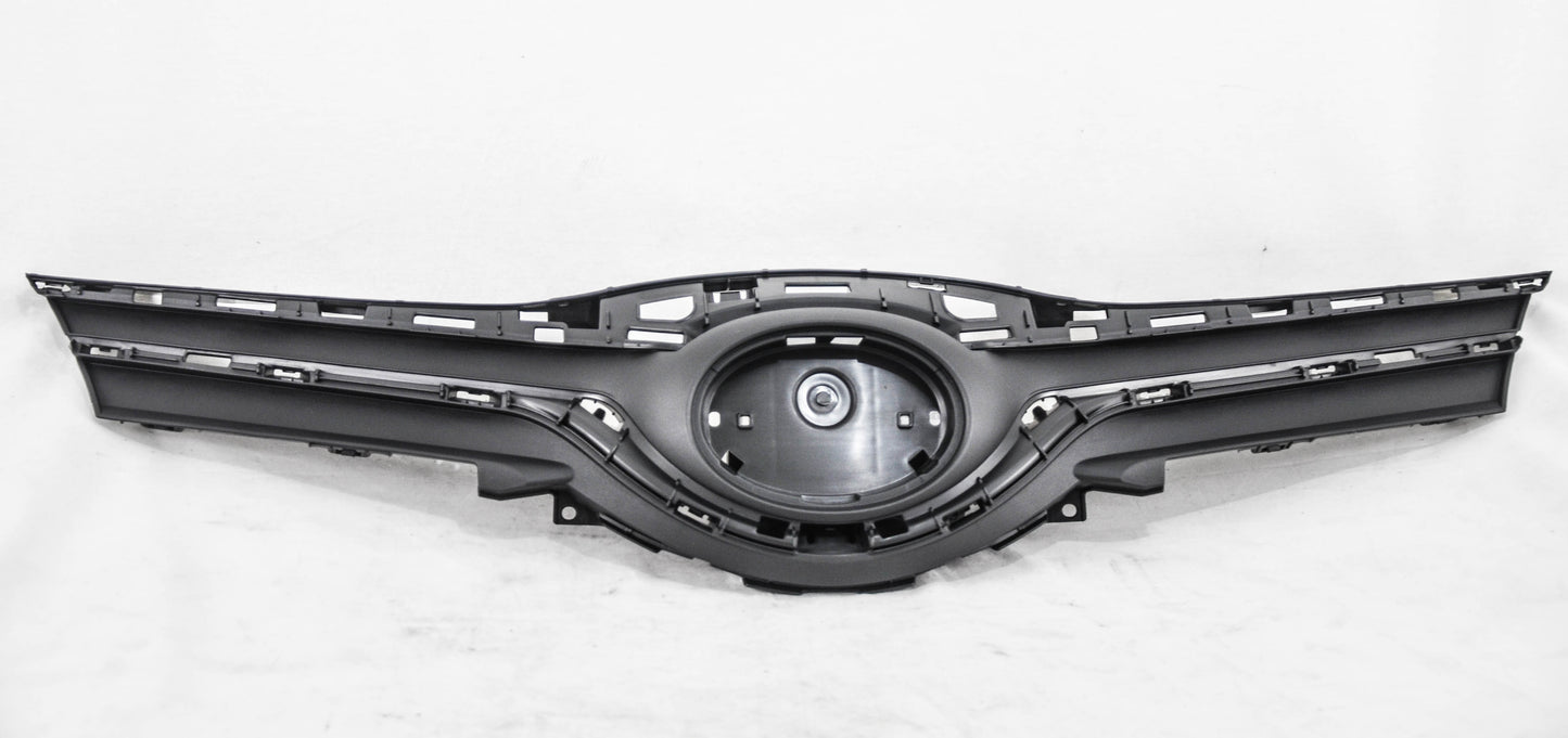 860 | 2015-2017 TOYOTA YARIS Grille assy H/B | TO1200379|531110D810