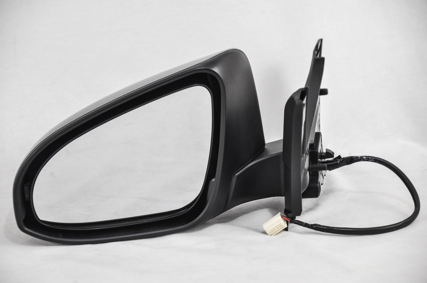 1320 | 2015-2015 TOYOTA YARIS LT Mirror outside rear view Power; Non-Heated; w/Cover; PTM; see notes | TO1320322|879400D550-PFM