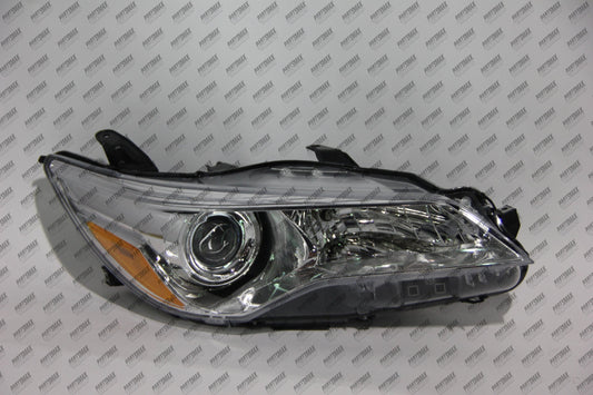 2503 | 2015-2017 TOYOTA CAMRY RT Headlamp assy composite HYBRID; LE|XLE; Halogen | TO2503222|8111006860