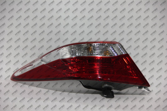2804 | 2015-2017 TOYOTA CAMRY LT Taillamp assy outer HYBRID | TO2804121|8156006640
