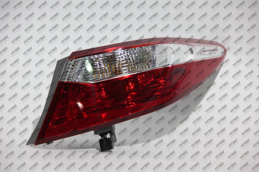 2805 | 2015-2017 TOYOTA CAMRY RT Taillamp assy outer HYBRID | TO2805121|8155006640