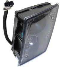 2592 | 2012-2016 VOLVO VNM LT Fog lamp assy w/o DRL; Exc VNL300|VNM200 | VO2592123|82793460